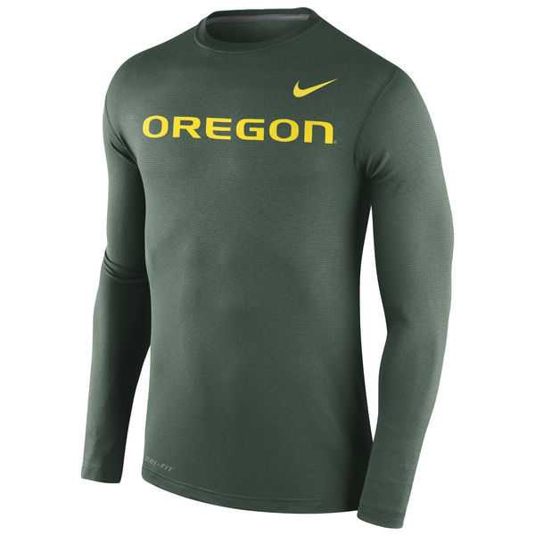 Oregon Ducks Nike Stadium Dri-FIT Touch Long Sleeve WEM Top - Green